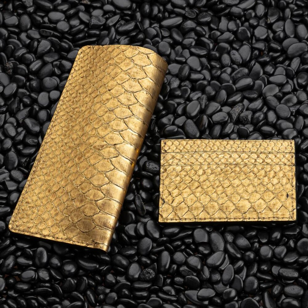 Real Python Leather Gift Set – Handmade Craft - Fine Gold - Picture 4 of 5